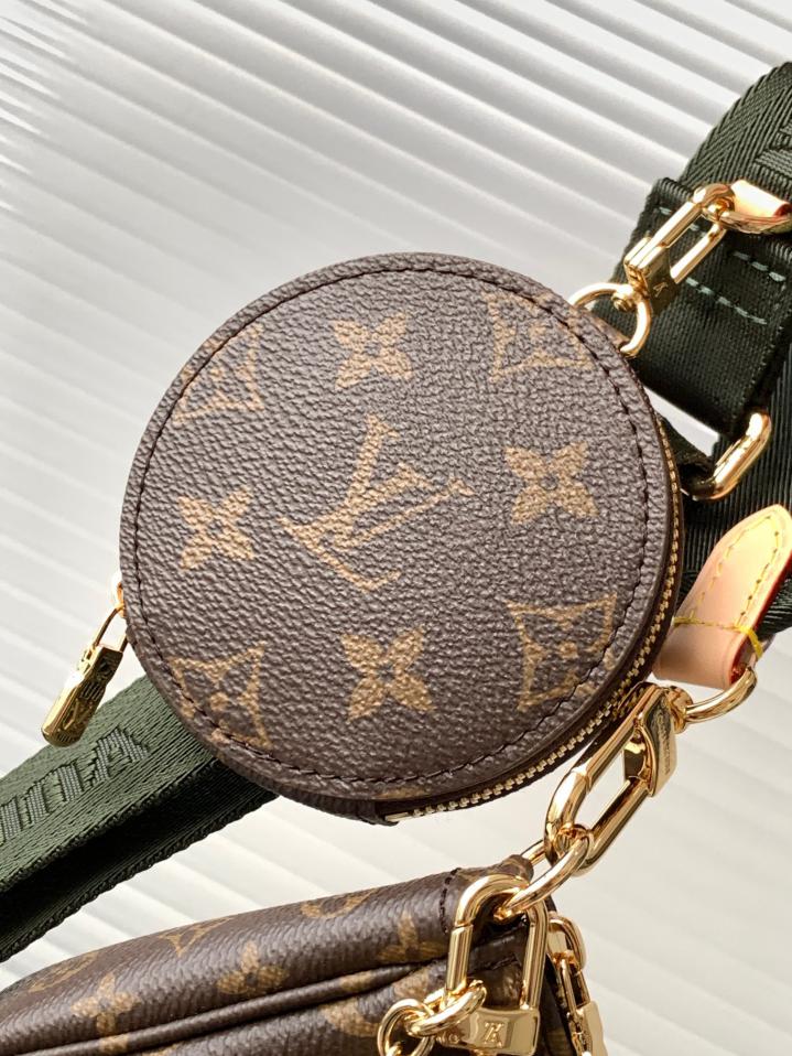 Louis Vuitton Multi Pochette in Tela Monogram