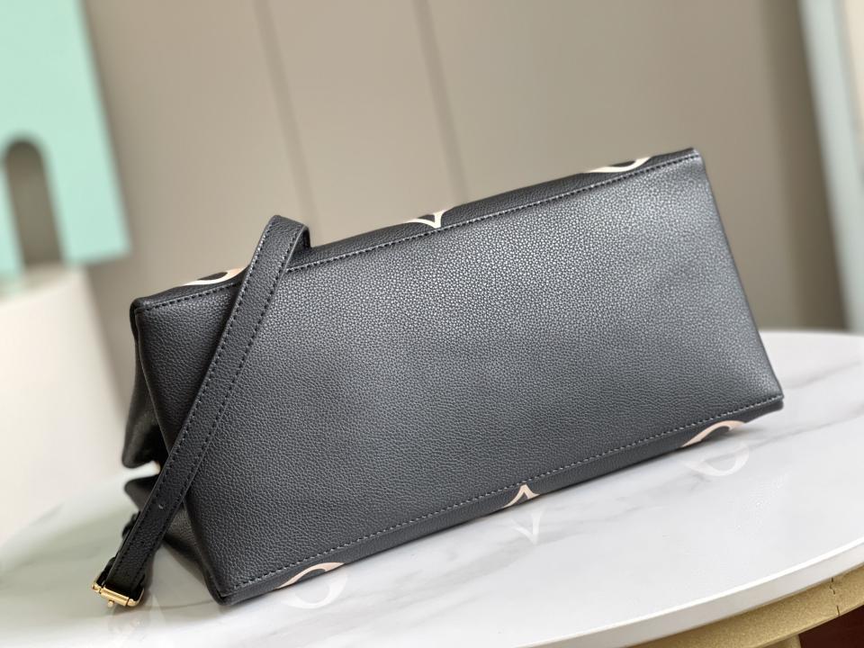 Louis Vuitton Grand Palais