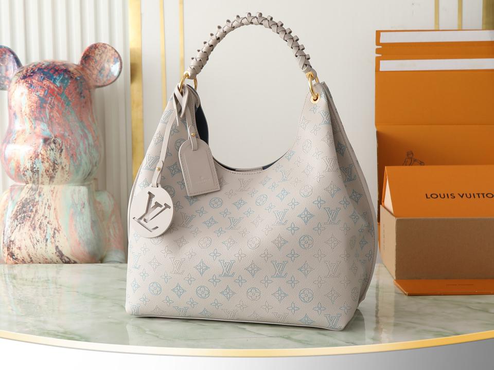 Louis Vuitton  Moonlight Lady