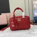 Con set completo di confezioni originali da banco” Borsa a tracolla da bowling media MIU MIU Arcadie Matelasse in pelle di pecora