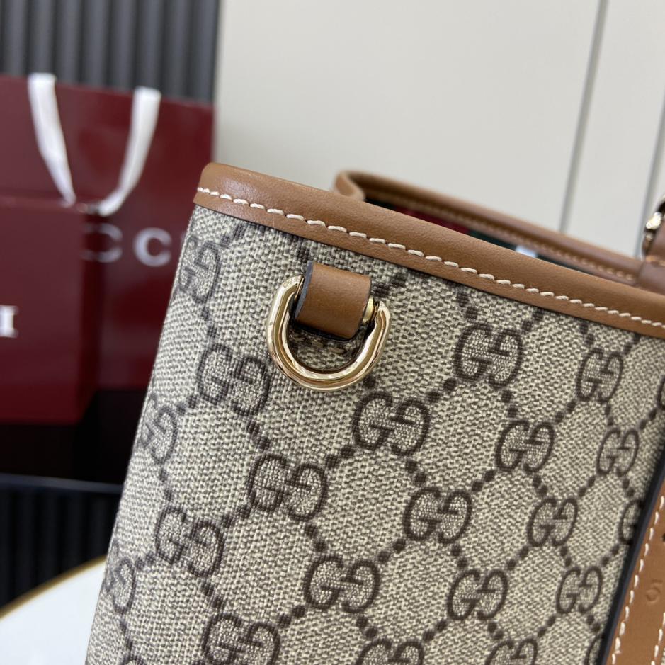 Gucci GG Emblem