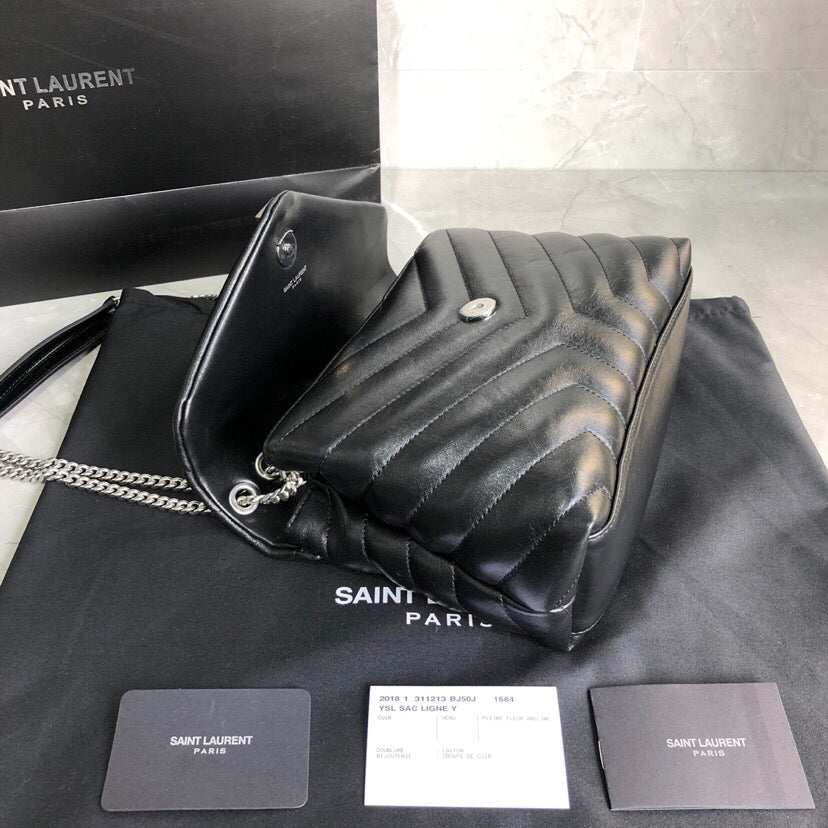 Yves Saint Laurent Loulou Piccola in Pelle Trapuntata
